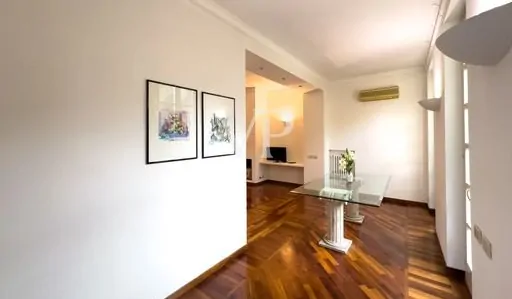 Repräsentative Wohnung in Liberty Villa mit Garten - Monza