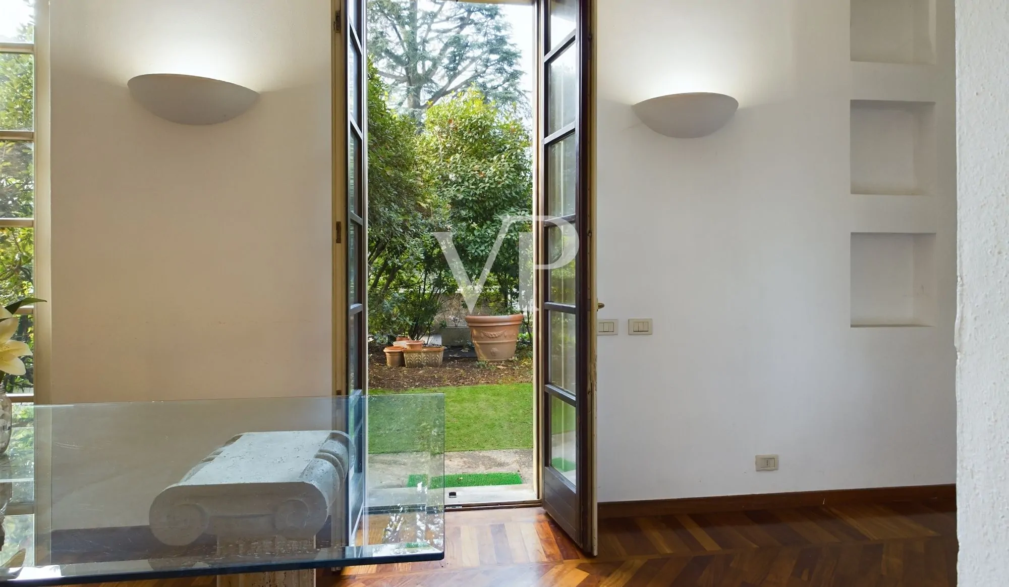 Repräsentative Wohnung in Liberty Villa mit Garten - Monza