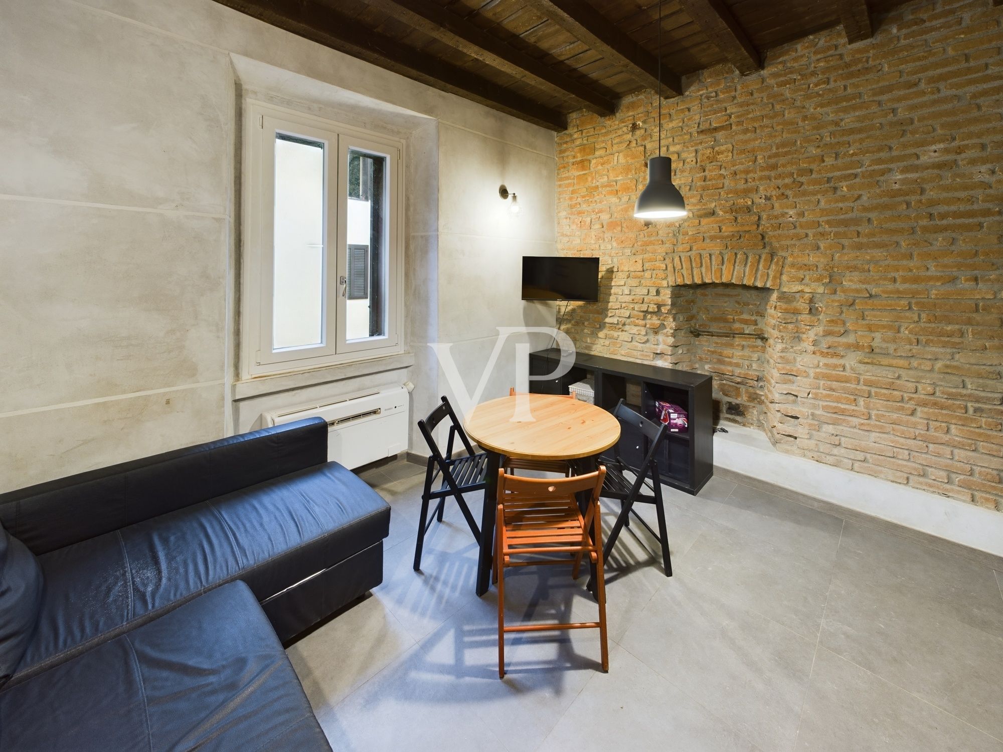 Lovely renovated studio apartment within walking distance of Bocconi