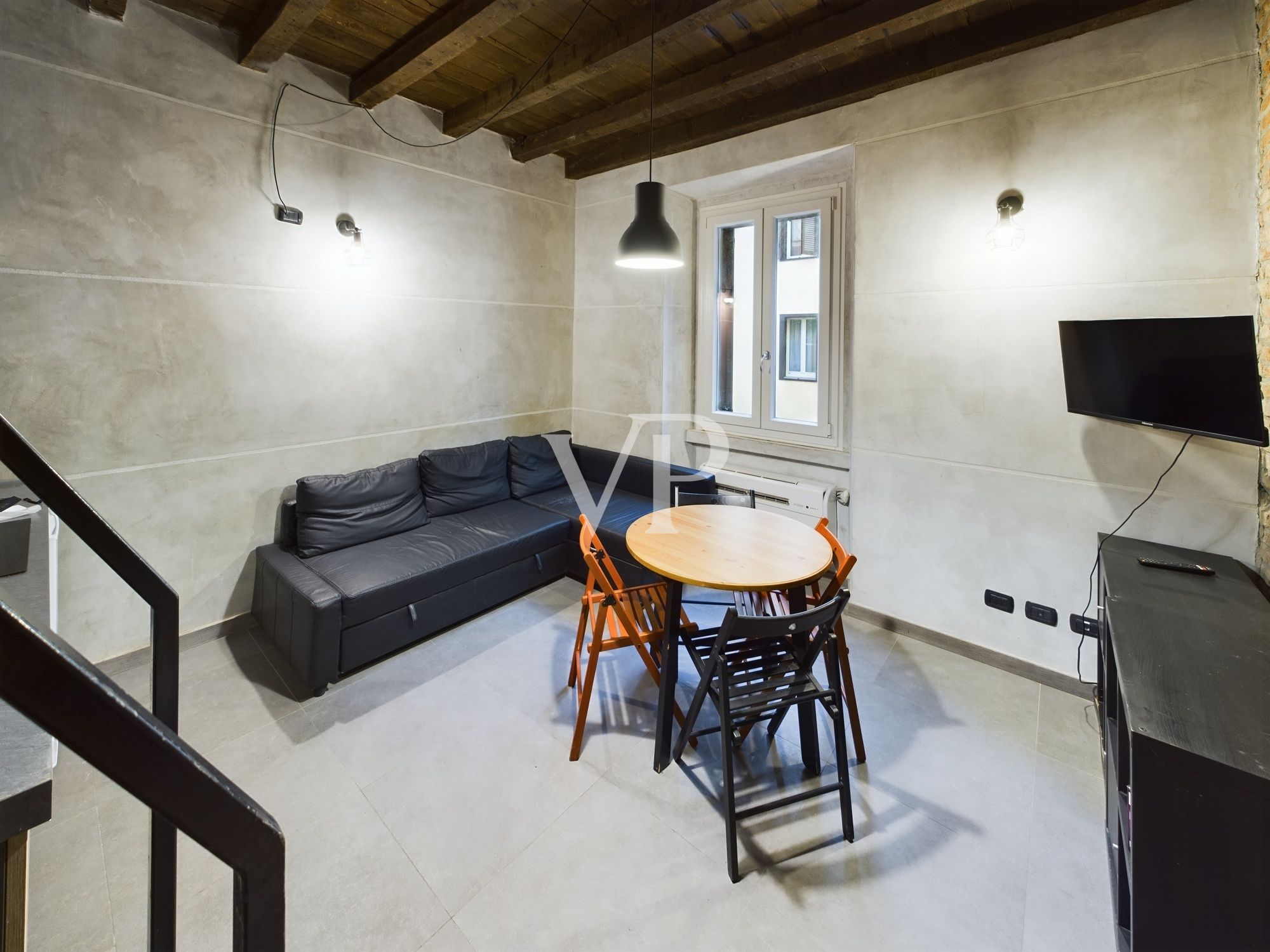 Lovely renovated studio apartment within walking distance of Bocconi