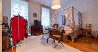 von_poll_real_estate_property_IT252941781_image_13