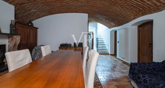 von_poll_real_estate_property_IT252941781_image_21