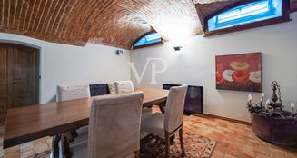 von_poll_real_estate_property_IT252941781_image_20