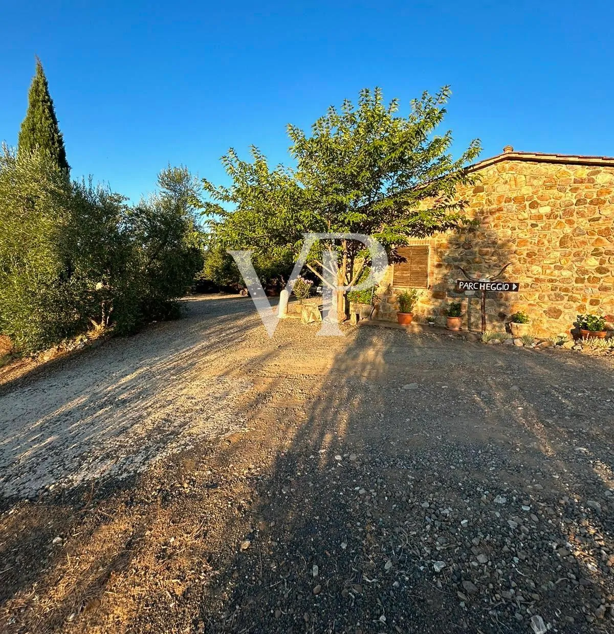 Splendido casale con piscina immerso nella Maremma toscana