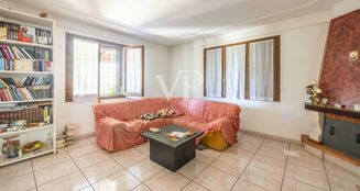 von_poll_real_estate_property_IT252941788_image_6