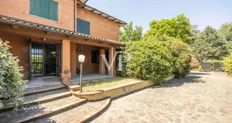 von_poll_real_estate_property_IT252941788_image_20