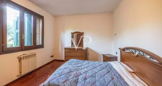 von_poll_real_estate_property_IT252941788_image_97