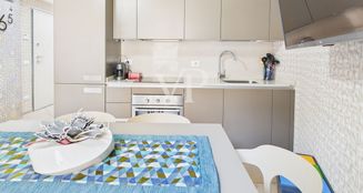 von_poll_real_estate_property_IT252941785_image_3