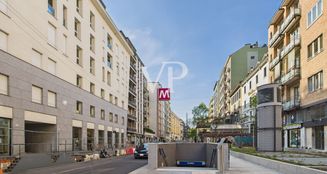 von_poll_real_estate_property_IT252941785_image_14