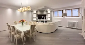 von_poll_real_estate_property_IT252941787_image_17