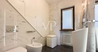 von_poll_real_estate_property_IT252941787_image_146