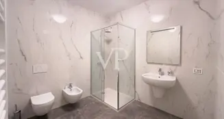 von_poll_real_estate_property_IT252941787_image_118