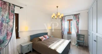 von_poll_real_estate_property_IT252941787_image_177