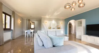 von_poll_real_estate_property_IT252941787_image_168