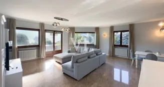 von_poll_real_estate_property_IT252941787_image_167