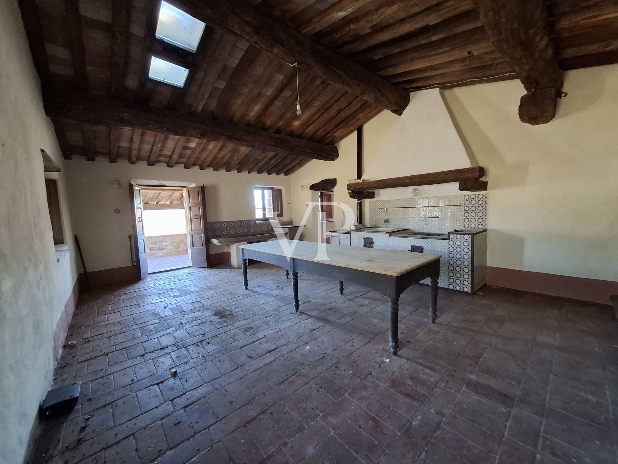 Farmhouse with barn - Gaiole in Chianti