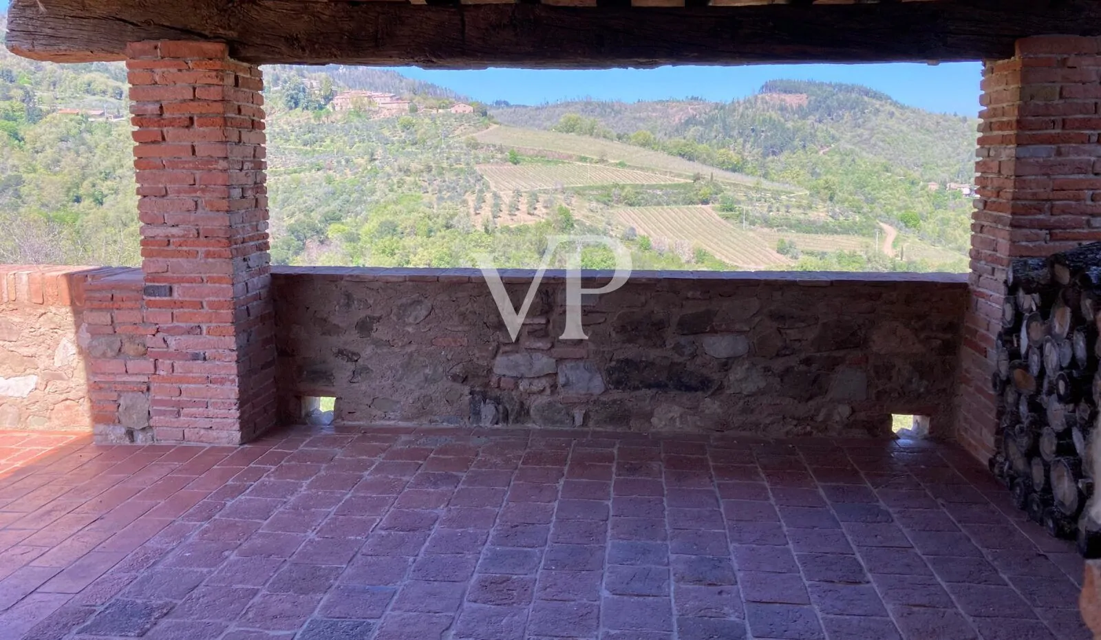 Bauernhaus mit Scheune - Gaiole in Chianti