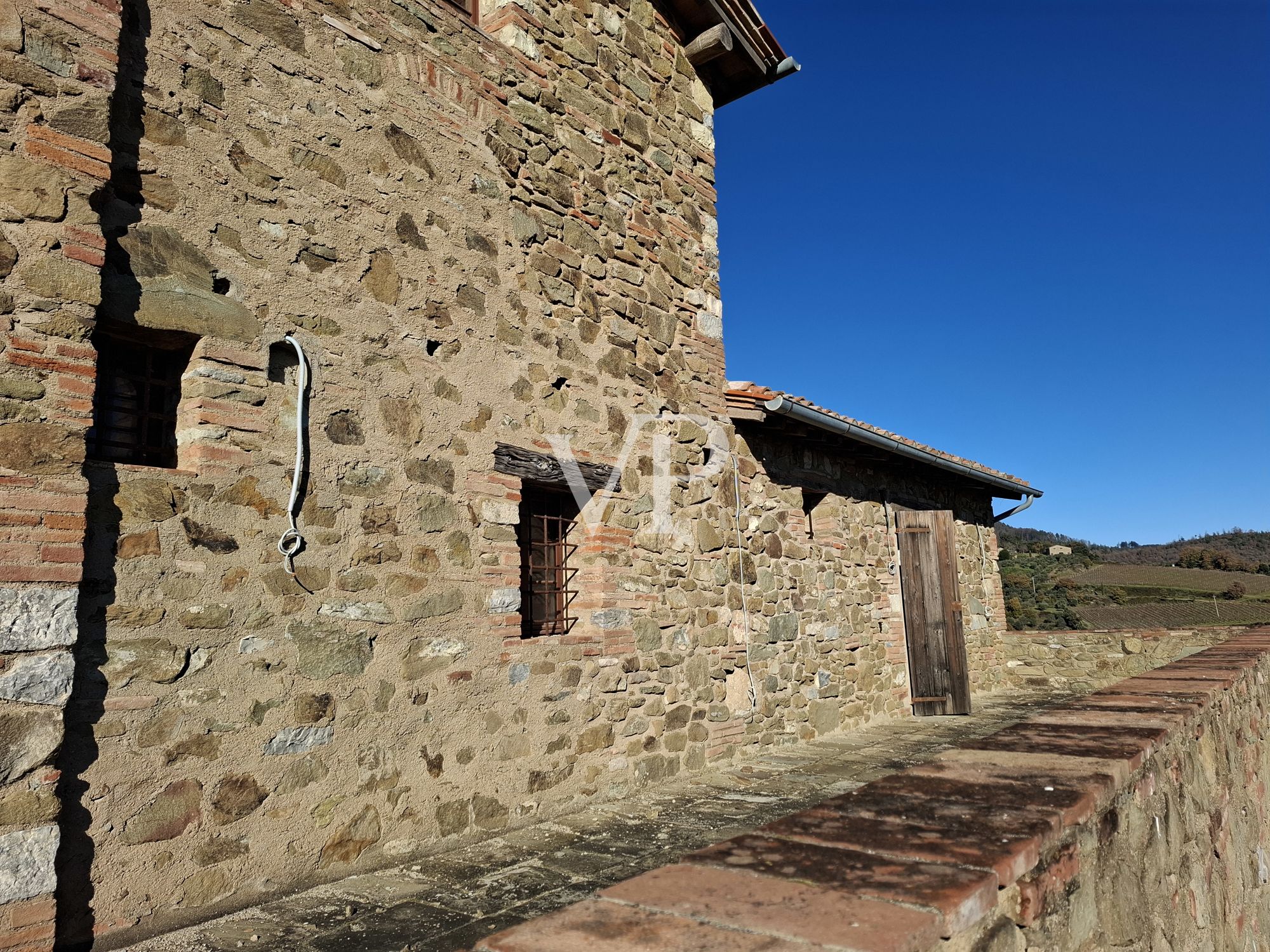 Farmhouse with barn - Gaiole in Chianti