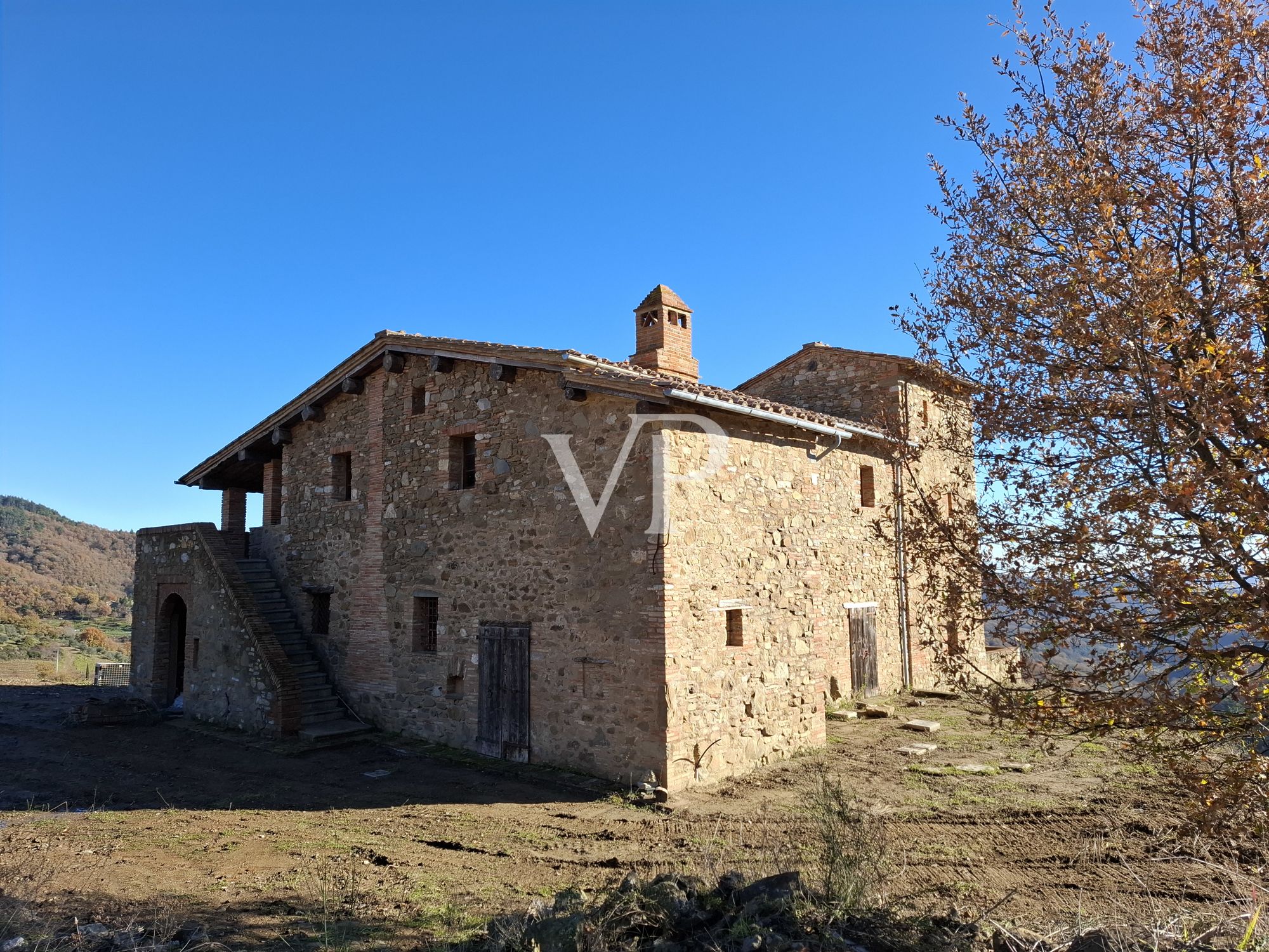 Bauernhaus mit Scheune - Gaiole in Chianti