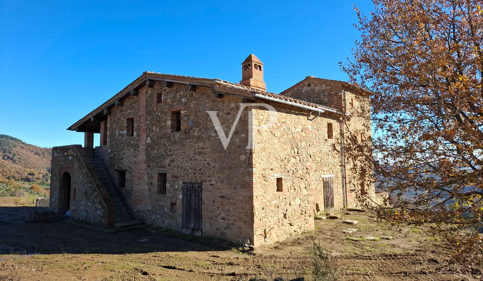 Bauernhaus mit Scheune - Gaiole in Chianti