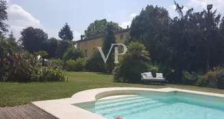 von_poll_real_estate_property_IT252941882_image_0