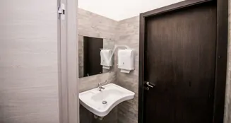 von_poll_real_estate_property_IT252941887_image_18