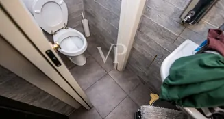 von_poll_real_estate_property_IT252941887_image_19