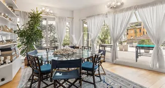 von_poll_real_estate_property_IT252941907_image_2