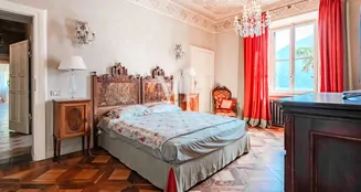 von_poll_real_estate_property_IT252941908_image_14