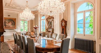 von_poll_real_estate_property_IT252941908_image_0