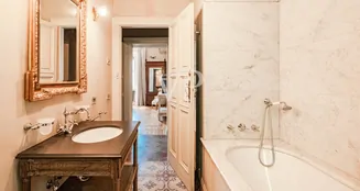 von_poll_real_estate_property_IT252941908_image_20