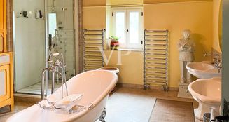 von_poll_real_estate_property_IT252941910_image_18