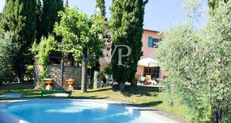 von_poll_real_estate_property_IT252941910_image_0