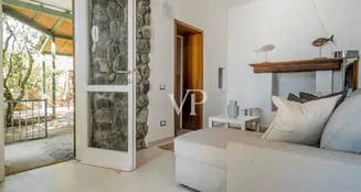 von_poll_real_estate_property_IT254151927_image_11