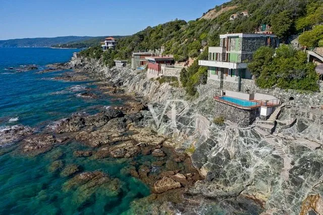 Luxus-Villa mit Blick und Zugang zum Meer in Castiglioncello, Toskana