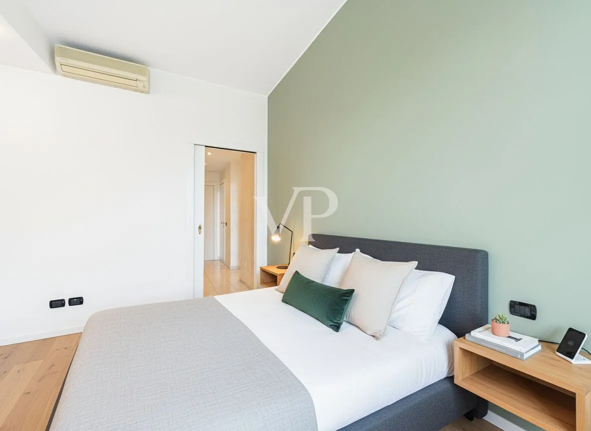 Render camera da letto padronale