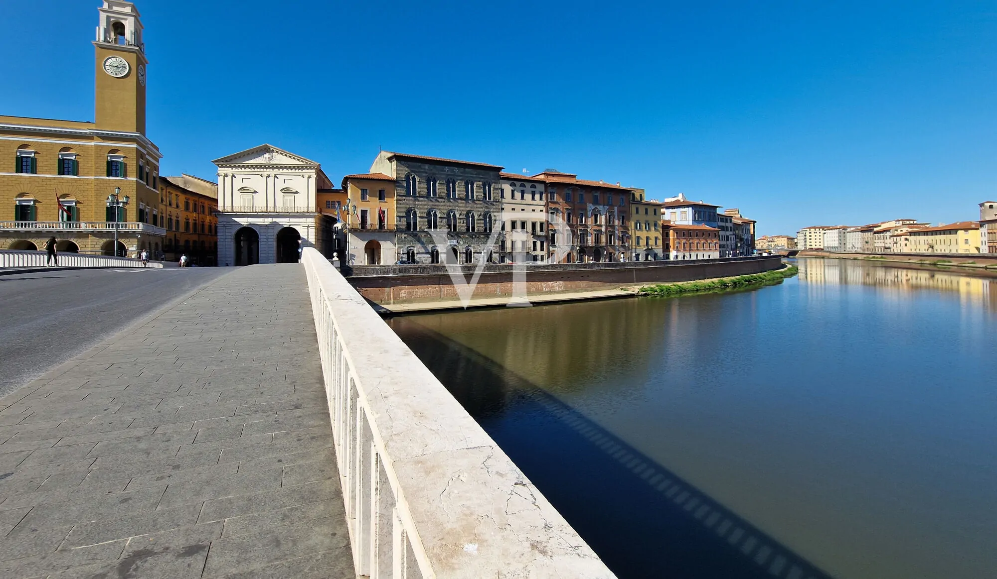 Palacio histórico en el Lungarno - Residencia renacentista con comodidades modernas en Pisa