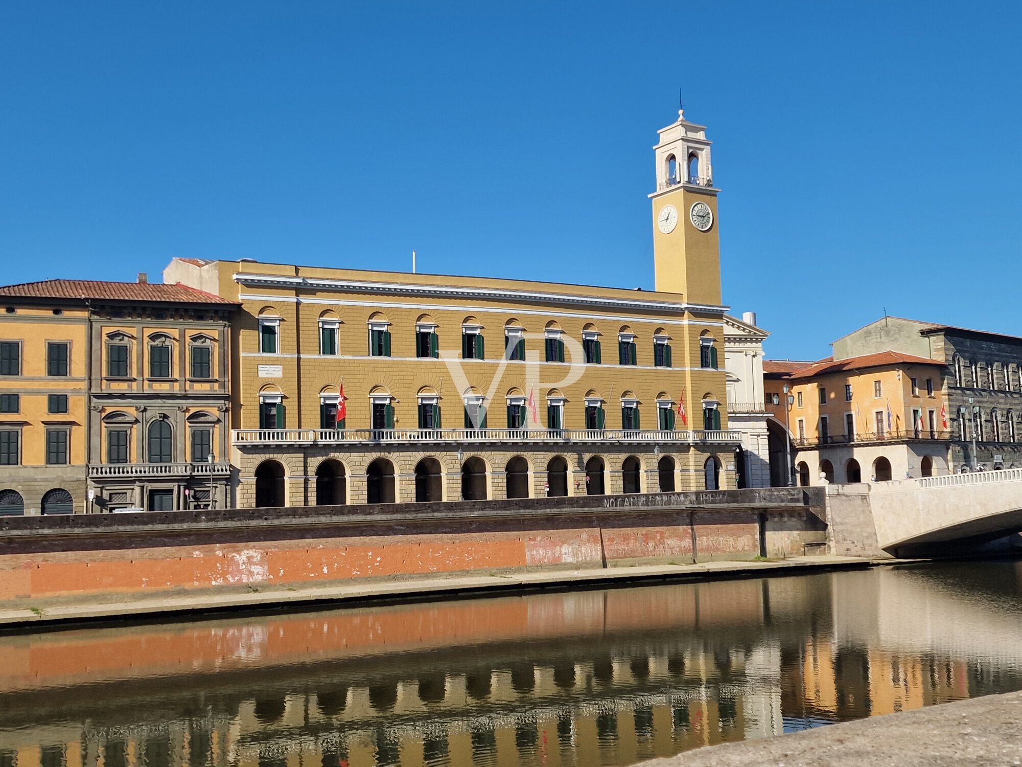 Historischer Palast am Lungarno - Renaissance-Residenz mit modernem Komfort in Pisa