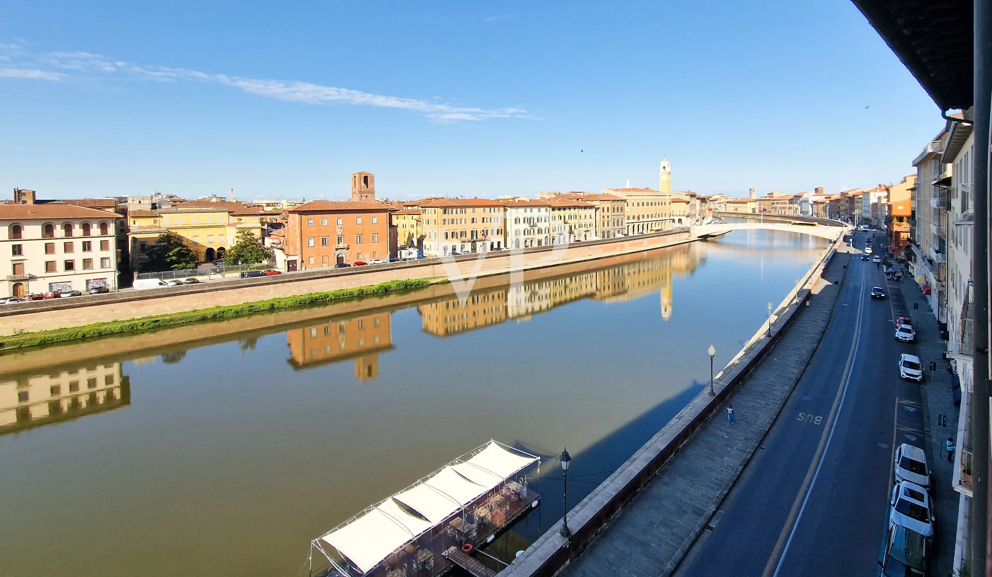 Palacio histórico en el Lungarno - Residencia renacentista con comodidades modernas en Pisa