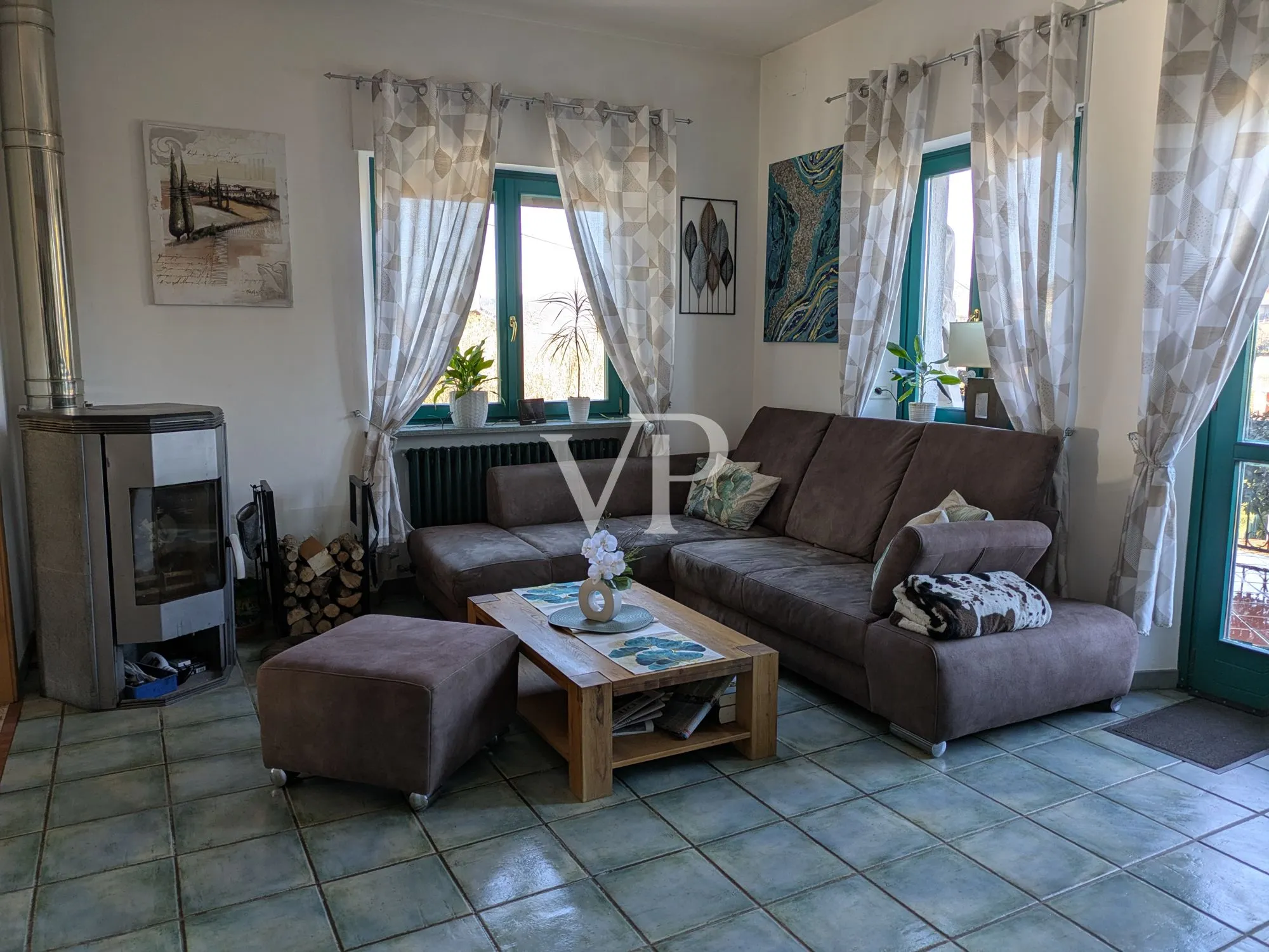 Villa with pool in the green Piedmont countryside