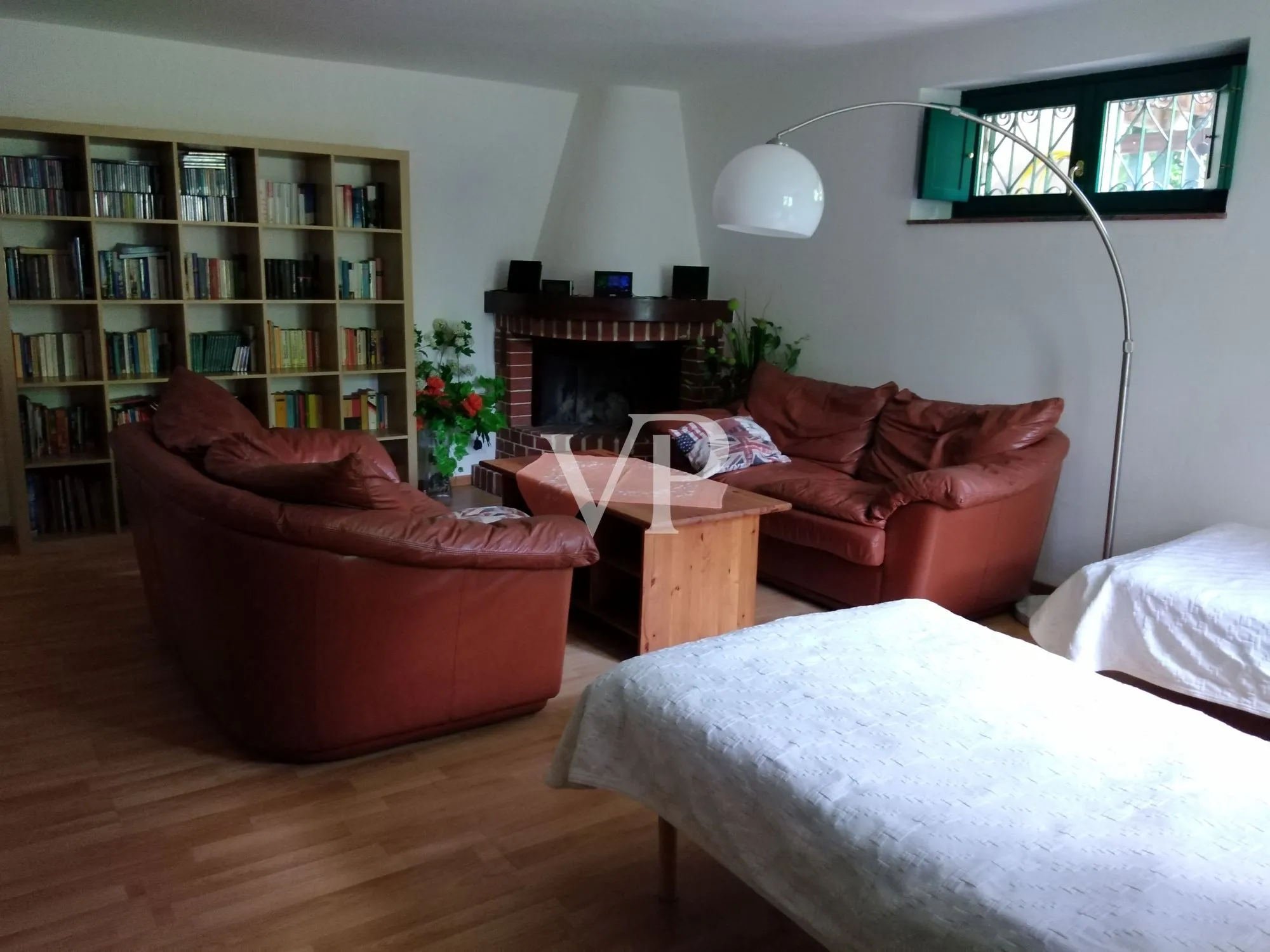 Villa with pool in the green Piedmont countryside