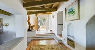 von_poll_real_estate_property_IT252941967_image_4