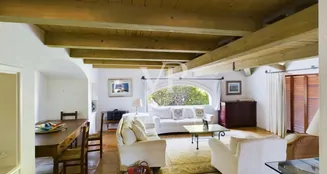 von_poll_real_estate_property_IT252941967_image_2