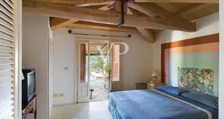 von_poll_real_estate_property_IT252941967_image_13