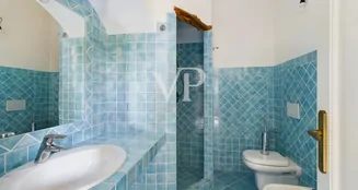 von_poll_real_estate_property_IT252941967_image_12