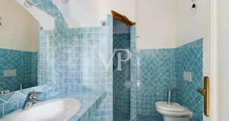 von_poll_real_estate_property_IT252941967_image_12