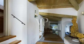 von_poll_real_estate_property_IT252941967_image_20