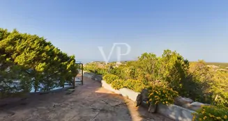 von_poll_real_estate_property_IT252941967_image_23