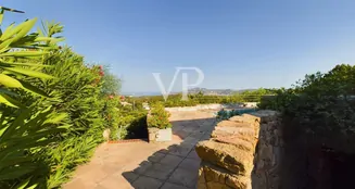 von_poll_real_estate_property_IT252941967_image_25