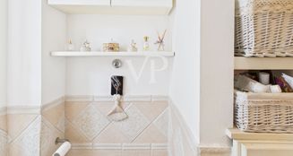 von_poll_real_estate_property_IT252941963_image_22
